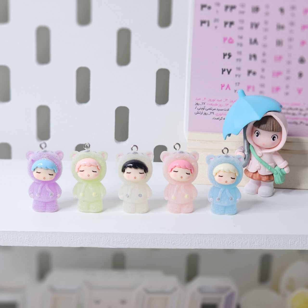 فیگور و شب نما مخملی دختر