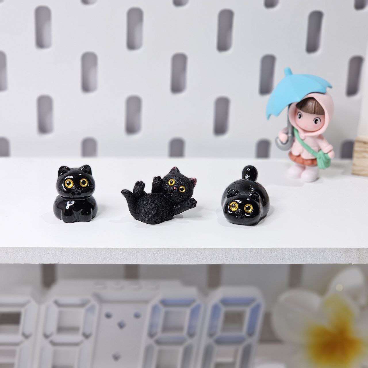 فیگور طرح گربه مشکی