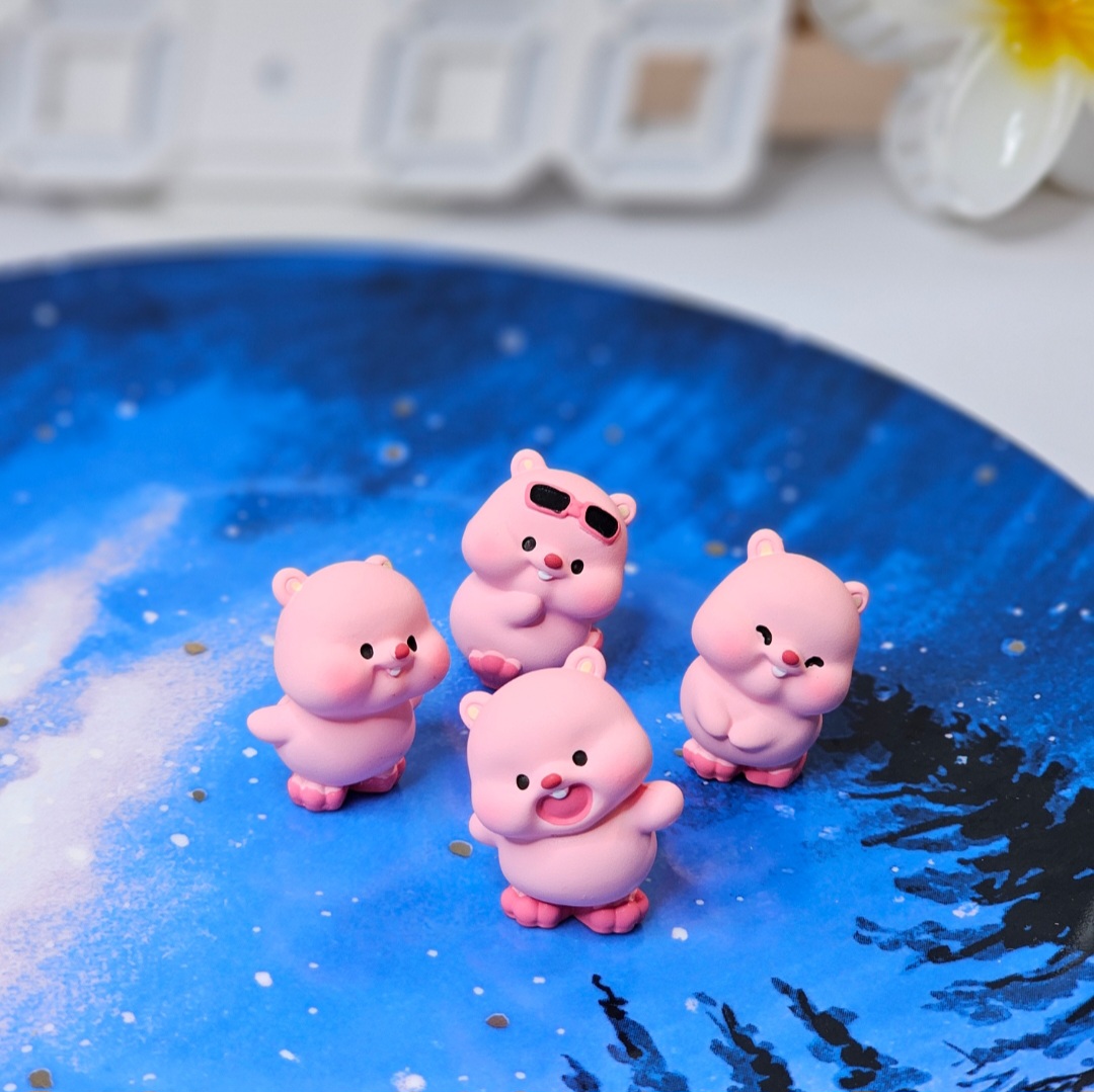 فیگور طرح موش صورتی