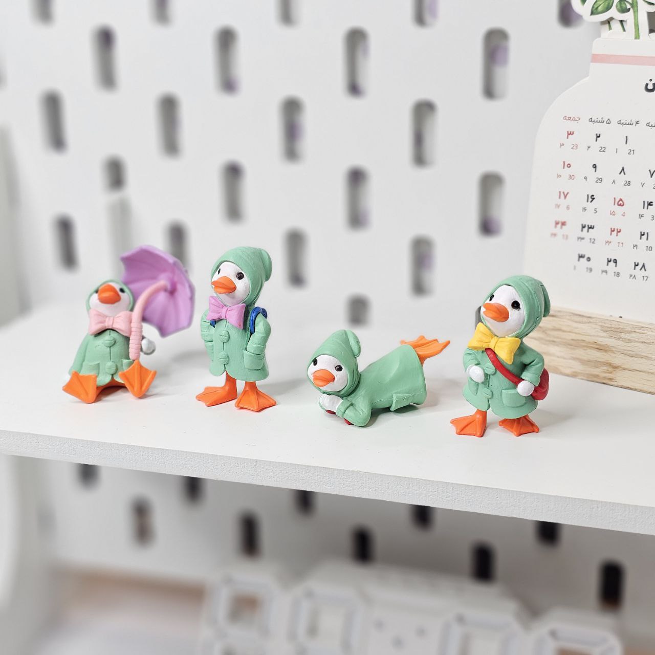 فیگور طرح غاز رنگی